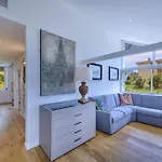 Velia With Air Conditioning And Private Pool
