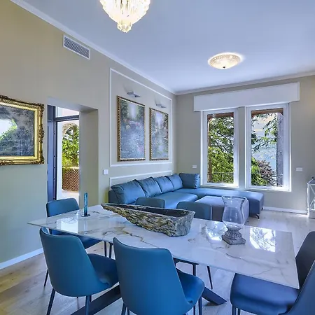 Velia With Air Conditioning And Private Pool Villa *