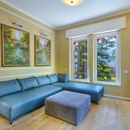 빌라 Velia With Air Conditioning And Private Pool 리에르나