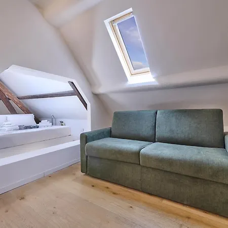 Velia With Air Conditioning And Private Pool 빌라 *