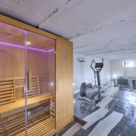 Velia With Air Conditioning And Private Pool * 리에르나