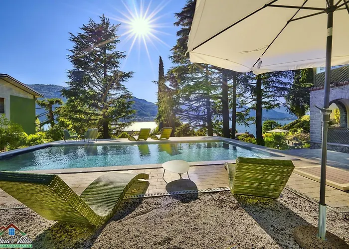 Velia With Air Conditioning And Private Pool Villa