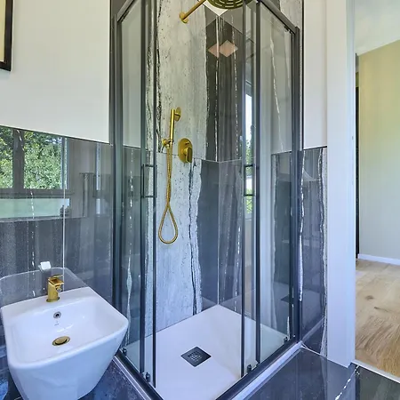 Velia With Air Conditioning And Private Pool *